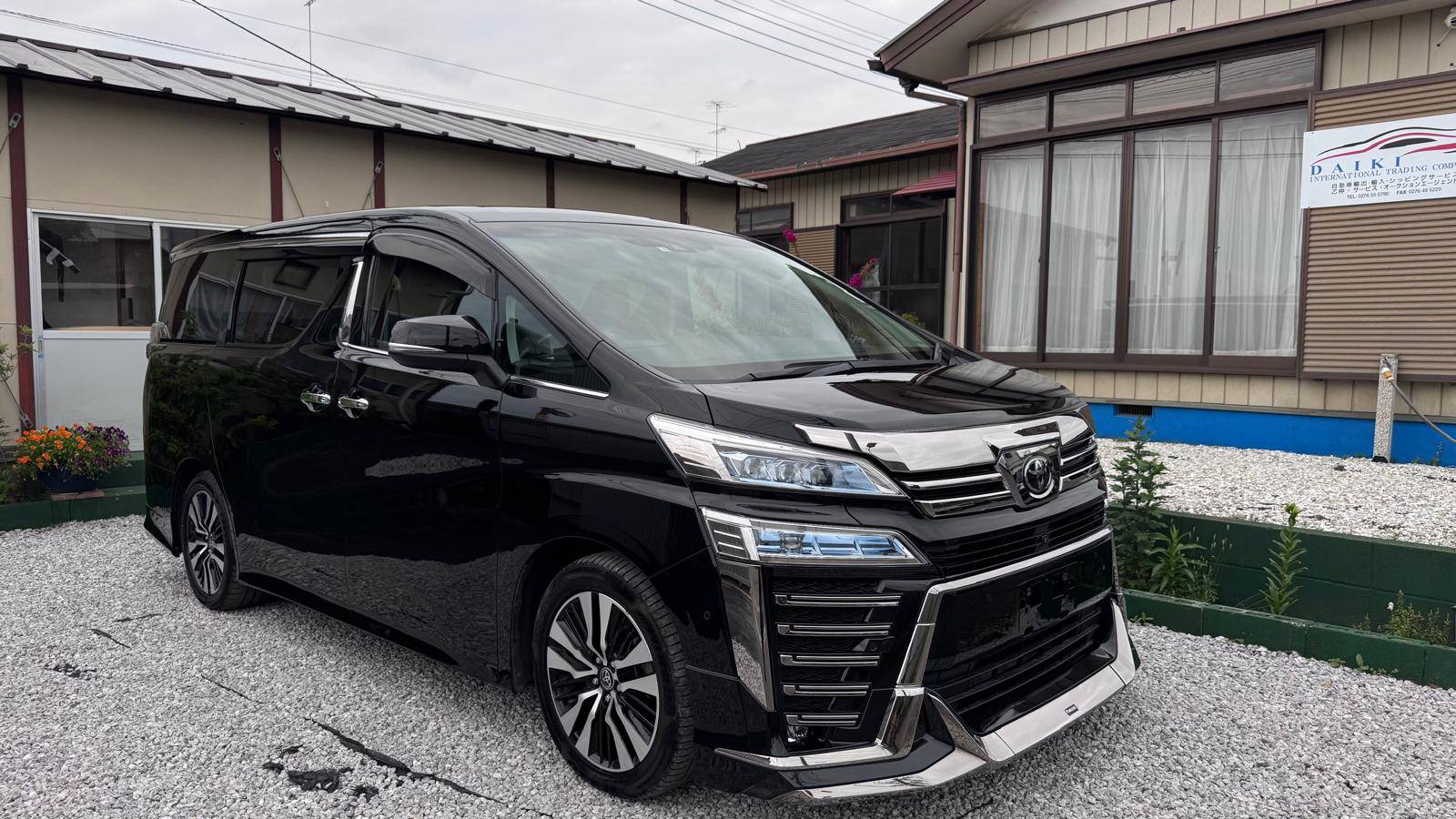 Vellfire Z G Edition by TOYOTA