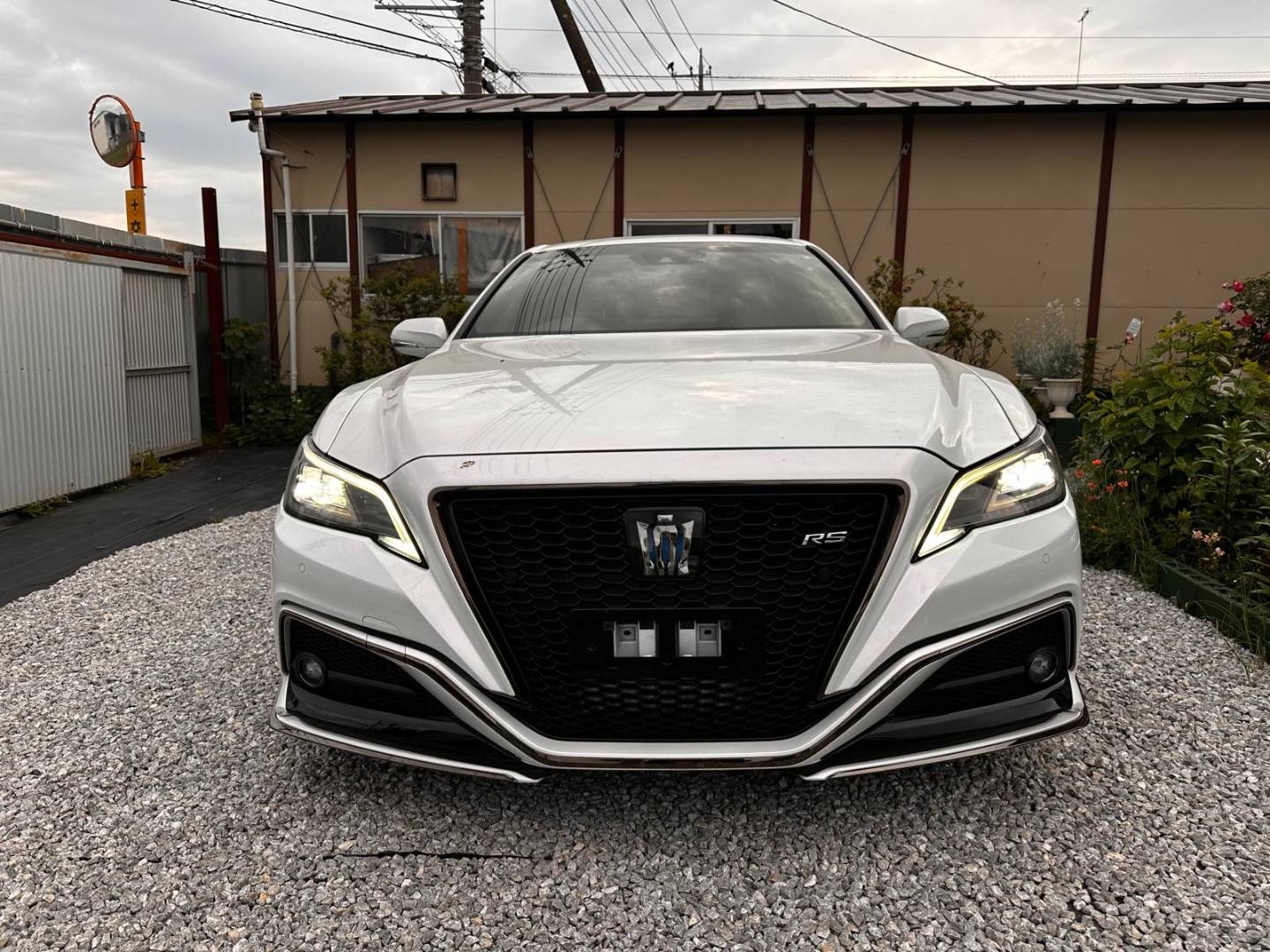 Crown RS BEYOND by TOYOTA